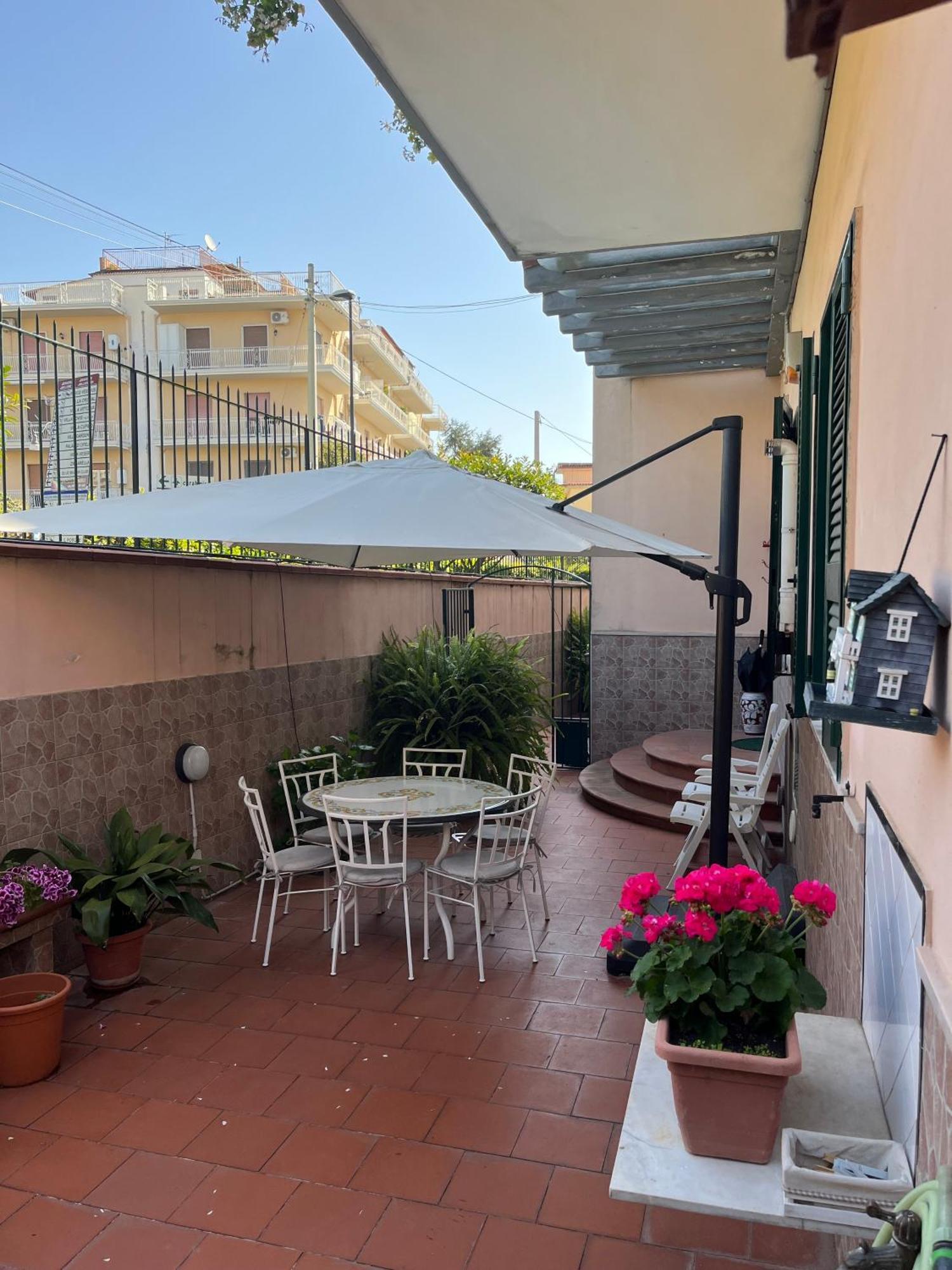 Casa Vacanze Il Gatto Rosso Trecase Extérieur photo